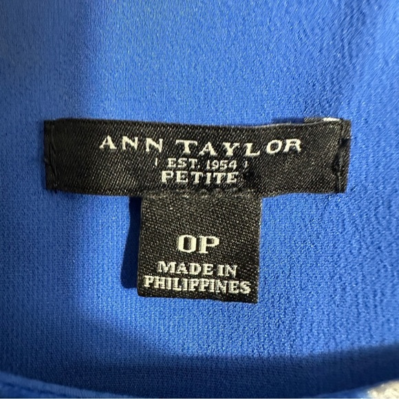 Ann Taylor Petite size 0P 100% silk layered dress, blue/cream, flowy, feminine - Picture 2 of 10